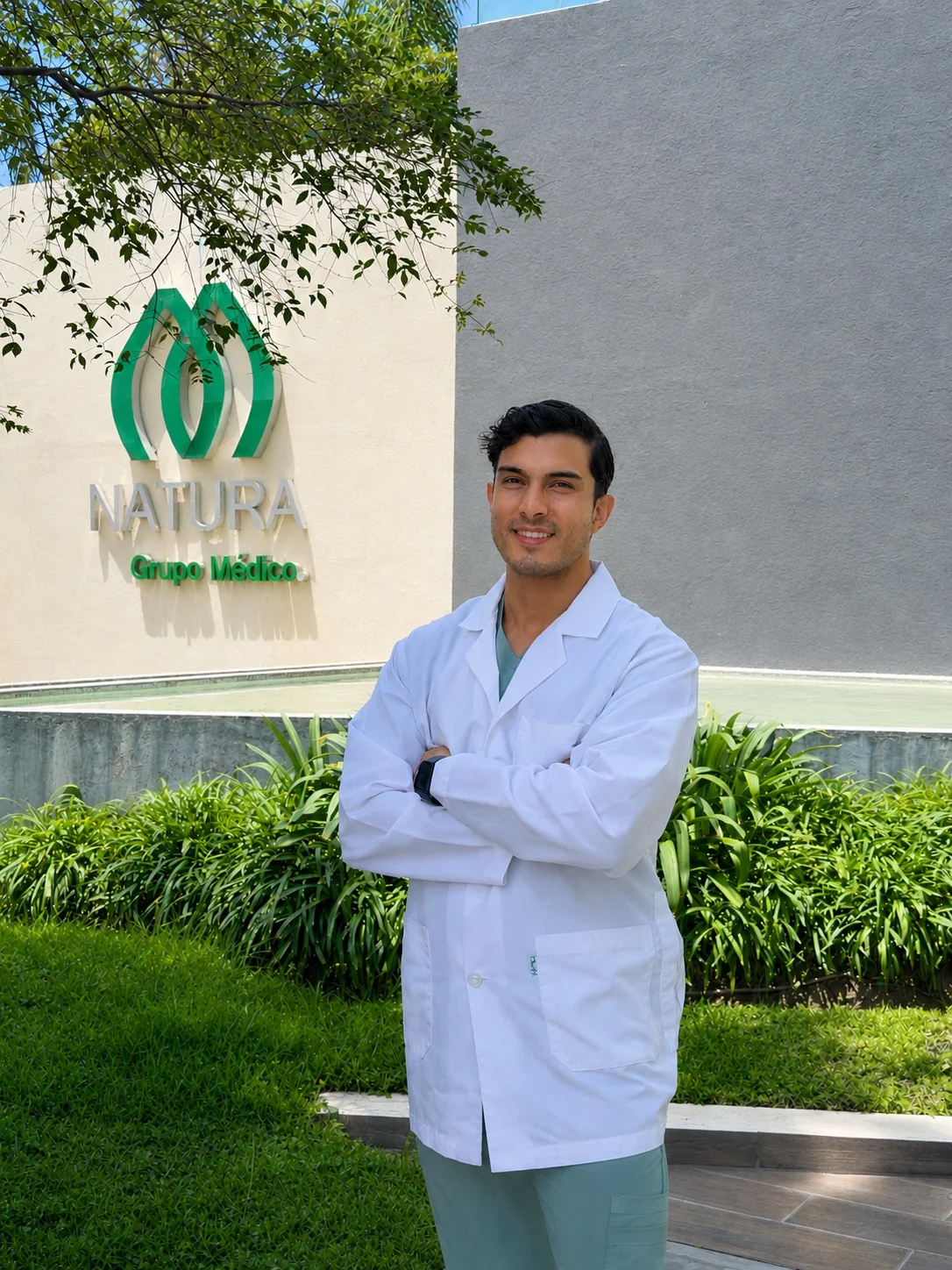 Dr. Leonel Alexander Cerda Urbina — Especialista en Ortodoncia
